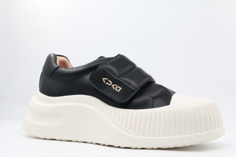 241018п-1 Чёр 35-1,36-1,37-1,38-1,39-1 Kapika П/ботинки Повсед Кроссовки Иск.мат, Кожподклад, Резина В/О жен