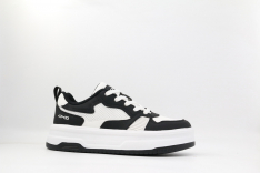 74924-1 белый-черный 36-1,37-1,38-1,39-1,40-1 Kapika П/ботинки Актив.отдых Кроссовки Иск.мат, Текстиль, ЭВА В/О Муж