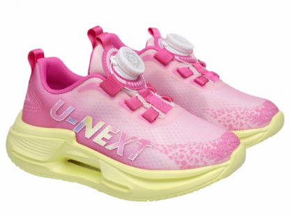 92-2205C 32-2,33-2,34-2,35-2,36-2,37-2 Текстиль/отделка искусственная кожа Хлопок 30%, полиэстер 70% Кроссовки 32-37