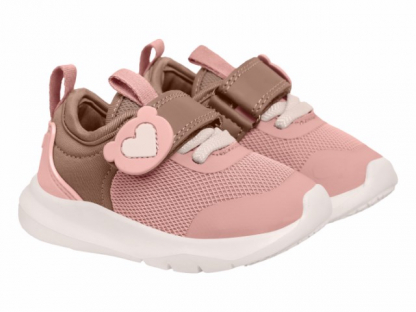 94-020F 21-2,22-2,23-2,24-3,25-3 Текстиль/отделка искусственная кожа Хлопок 80%, полиэстер 20% Кроссовки 21-25